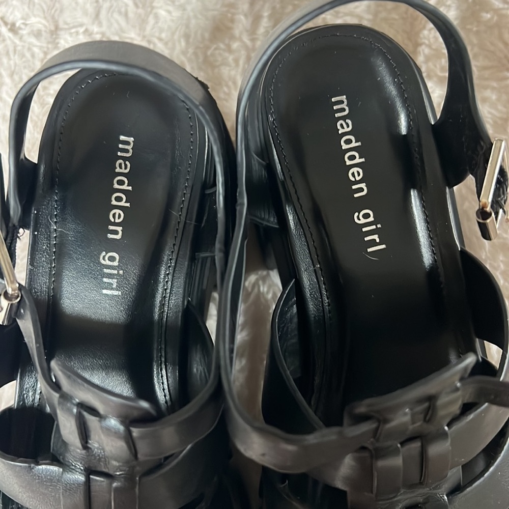 Madden Girl platform sandals women’s 8.5 - NWOT never worn - Picture 3 of 4